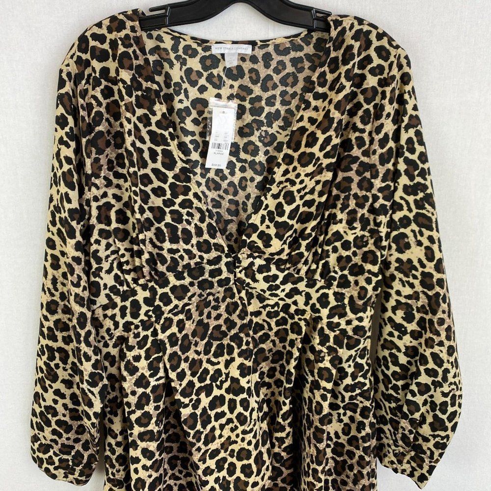 NEW YORK & COMPANY Leopard Print Cardigan NWT